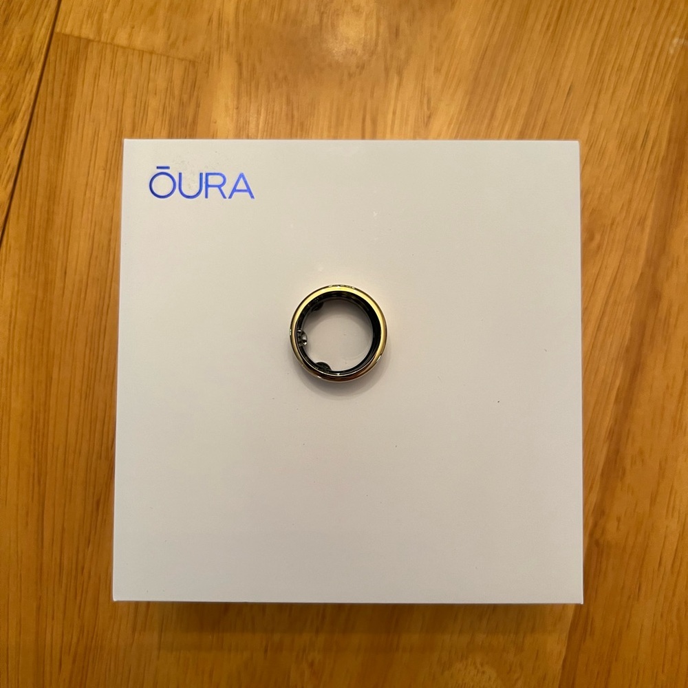 OURA RING GEN 3 HORIZON SIZE 6 GOLD LIKE NEW